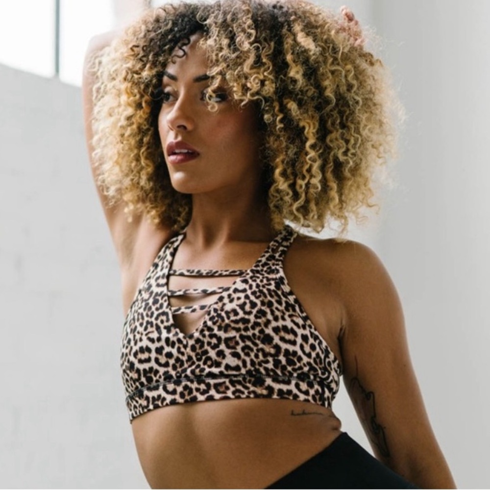 ZYIA Active Leopard Grid Bra - EUC - size XL